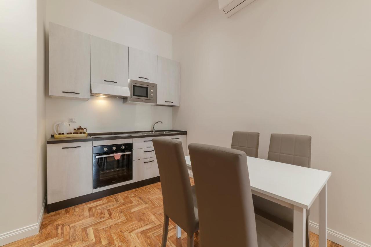 Rione Prati Elegant Apartment With Balcony Rome Exterior photo