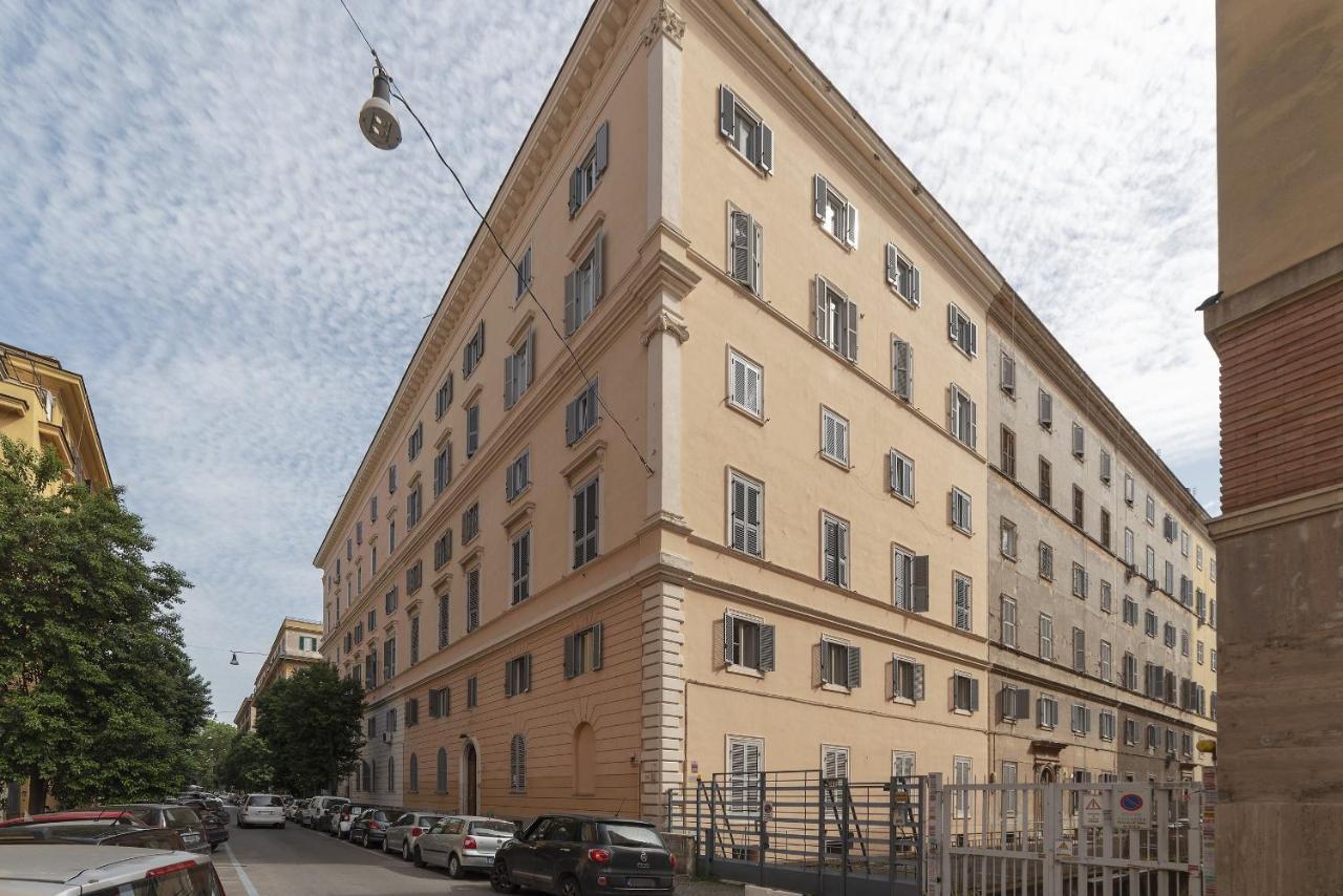 Rione Prati Elegant Apartment With Balcony Rome Exterior photo